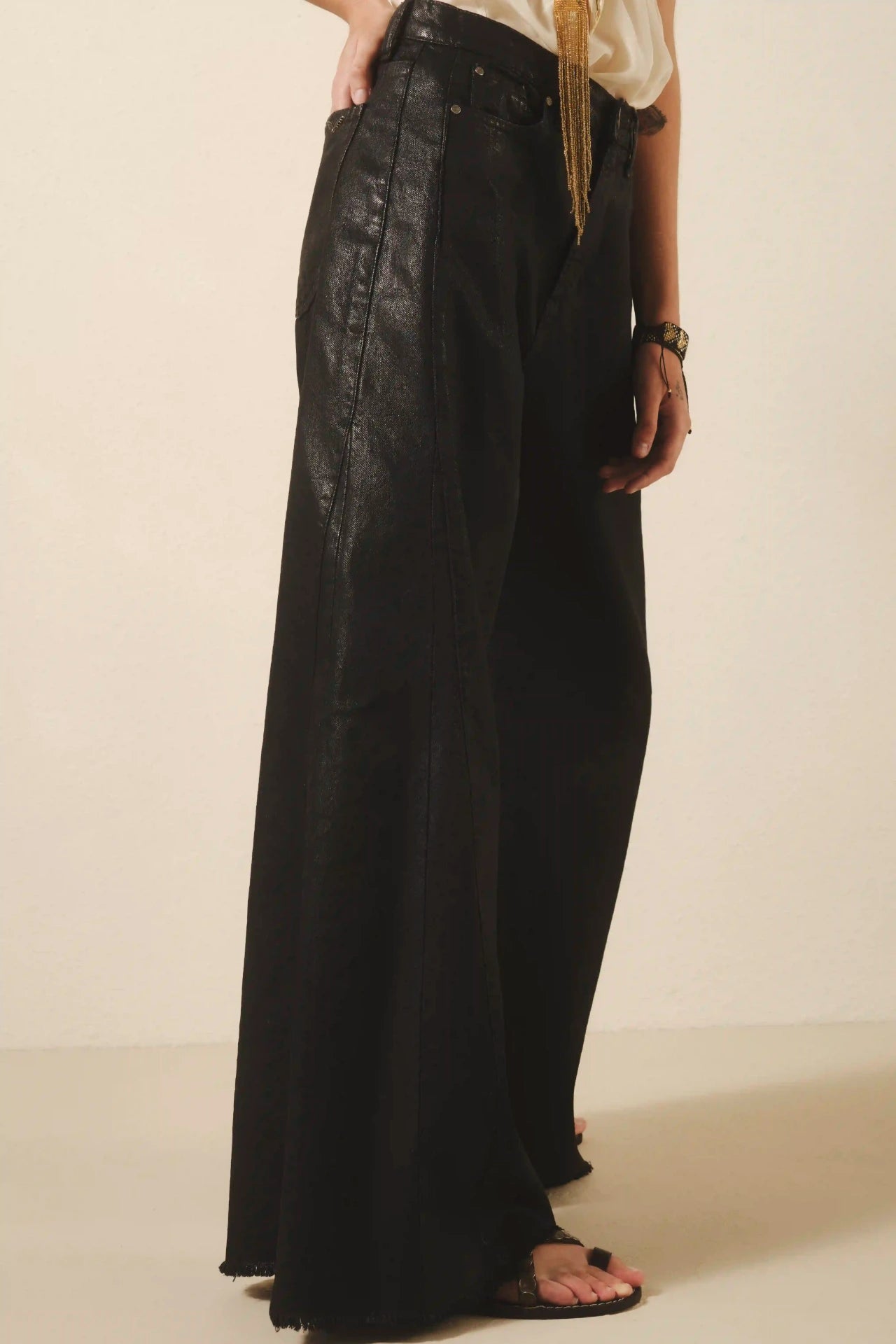 JEAN OXFORD PATCH ROCK BLACK