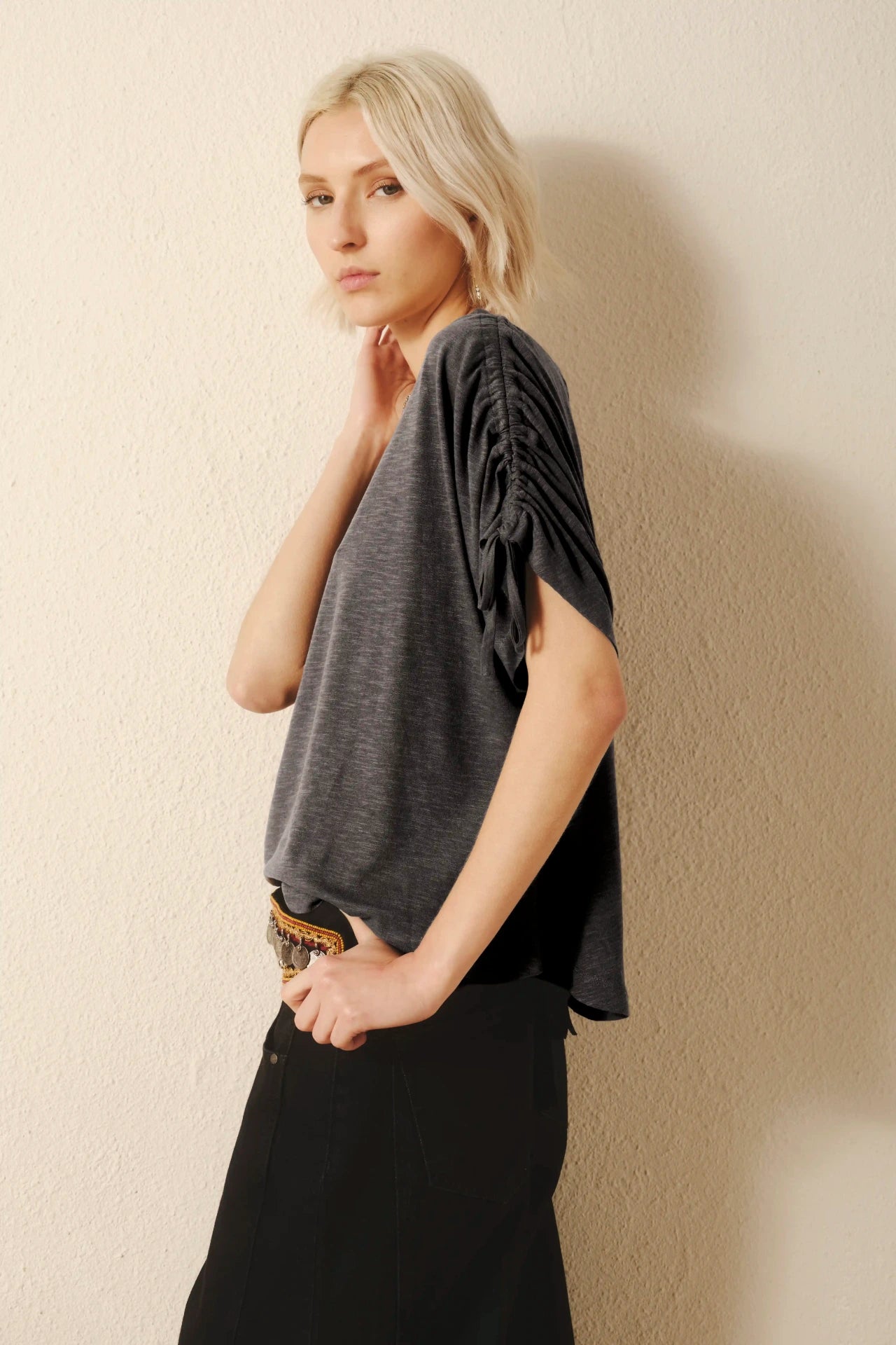 REMERA DESTROY GATHER