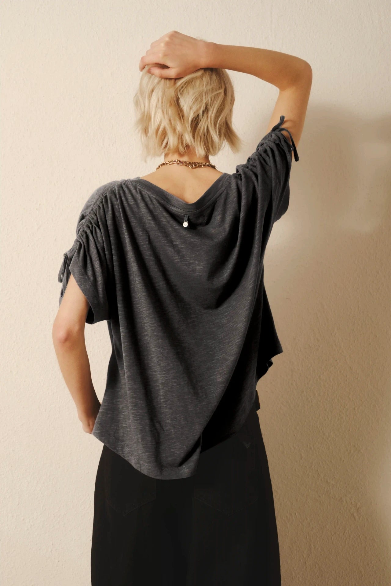 REMERA DESTROY GATHER